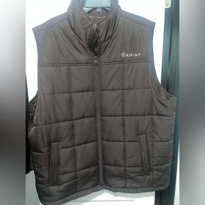 Ariat mens vest